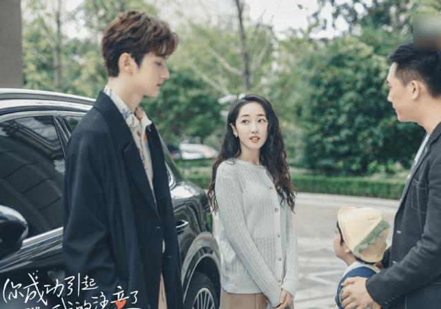 闲来无事玩个火，结果烧了6辆车，拘留所里半月过